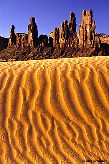 Monument Valley, die Felsformationen der tanzenden Götter (Yei Bi Chei)