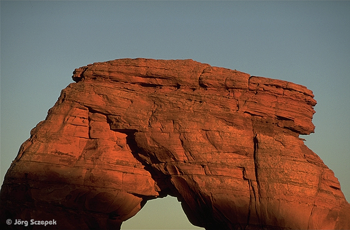 Nahansicht der Spitze des Delicate Arch im Arches NP