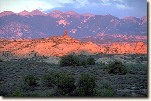 Arches NP: Sonnenuntergang und La Sal-Mountains